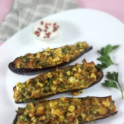 Gefüllte Aubergine mit Schafskäse